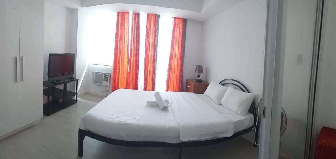 Azure C2 Balcony Wifi Near Mall Airport Multiple Units Paranaque City Εξωτερικό φωτογραφία