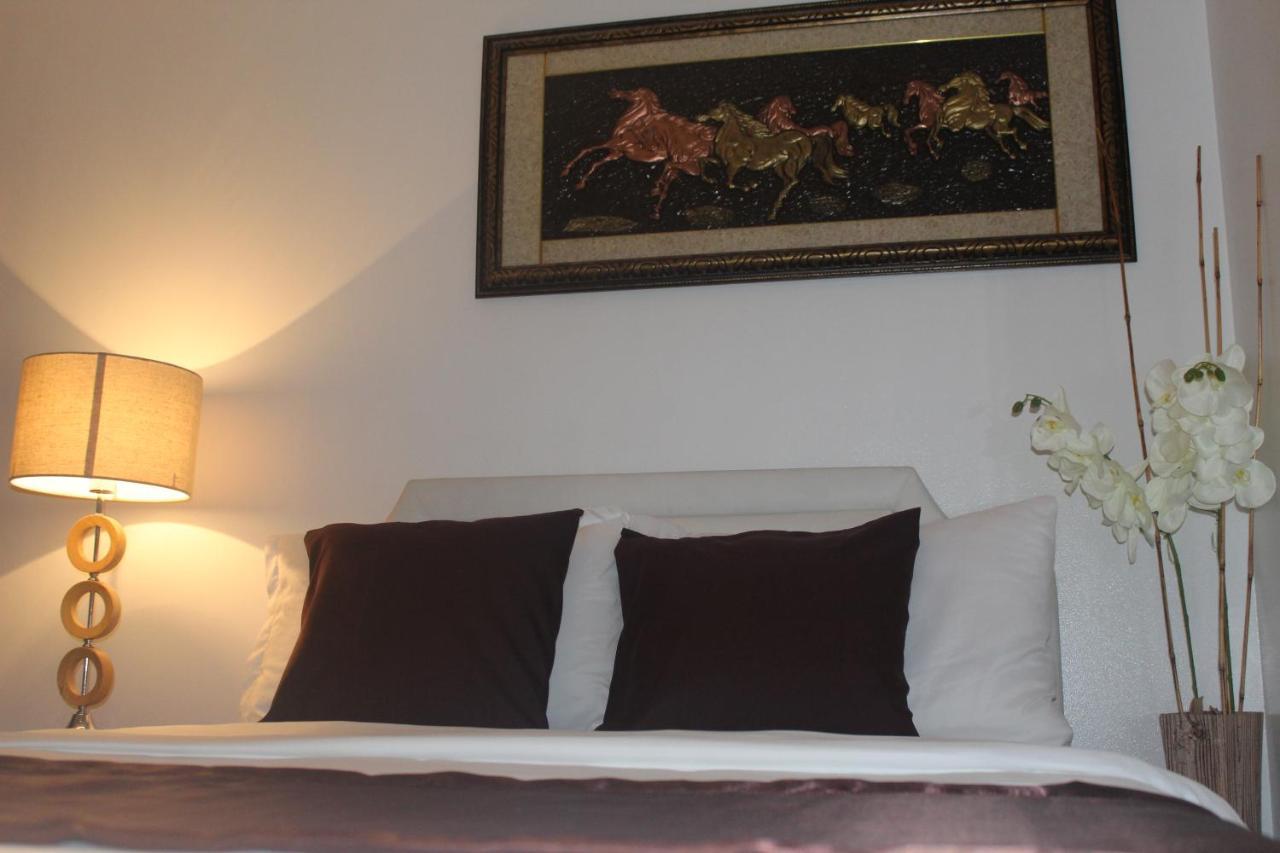 Azure C2 Balcony Wifi Near Mall Airport Multiple Units Paranaque City Εξωτερικό φωτογραφία