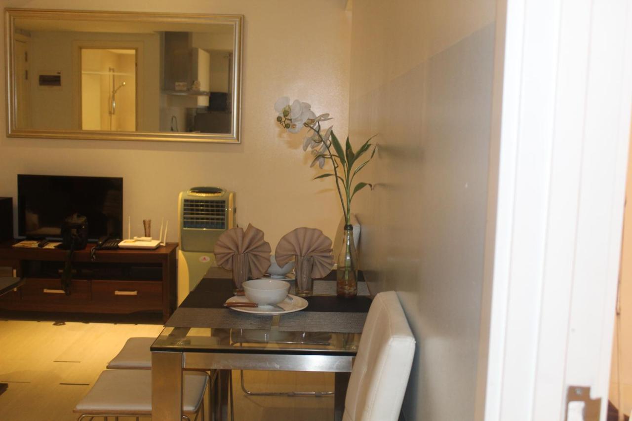 Azure C2 Balcony Wifi Near Mall Airport Multiple Units Paranaque City Εξωτερικό φωτογραφία