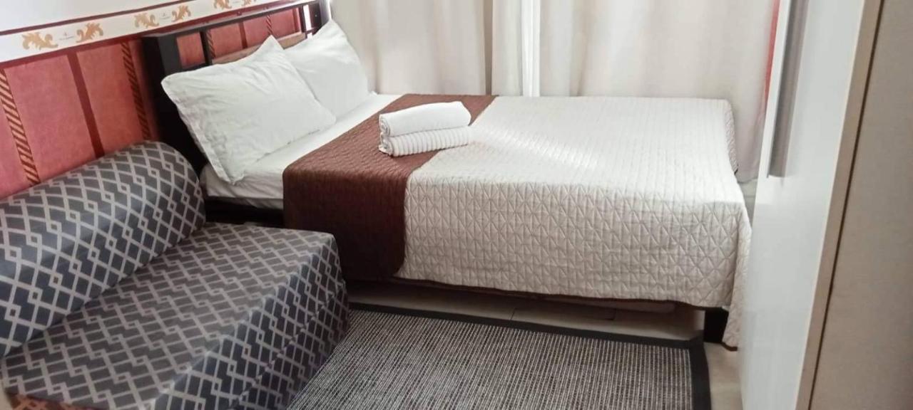 Azure C2 Balcony Wifi Near Mall Airport Multiple Units Paranaque City Εξωτερικό φωτογραφία