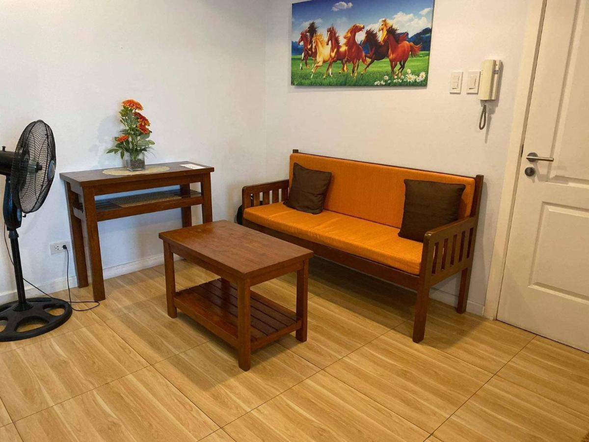 Azure C2 Balcony Wifi Near Mall Airport Multiple Units Paranaque City Εξωτερικό φωτογραφία